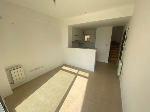 Venta Departamento Tipo Loft 2 Amb Bernal C/cochera