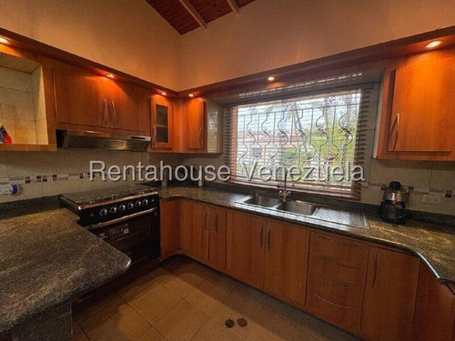 Fredxia Castillo Vende Bella Hermosa Casa En Cabudare # 26-233
