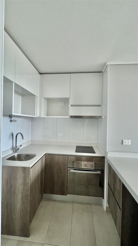 Departamento En Arriendo De 2 Dorm. En Recoleta
