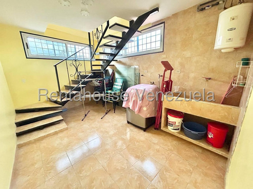 Venta Encantadora Casa De Tres Niveles Cabudare,lara Aa