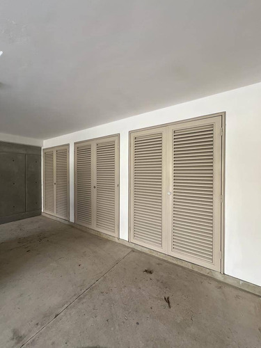 Townhouse En Altos De Guataparo - Acepta Financiamiento