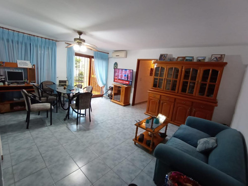 Imagen 5 de 20 de Vendo Casa 4 Dorm En Zona Cerro