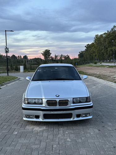 BMW Serie 3 2.5 323 Compact Ti Sportive