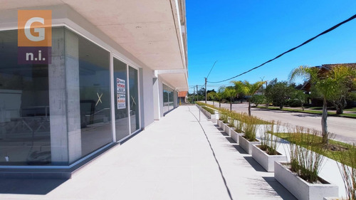 Imagen 4 de 10 de Local Comercial En Piriápolis (beaullieu) Ref. 5900