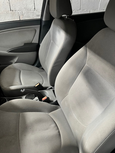 Hyundai Accent 1.4 Cvvt Super Full Limited Hatchback