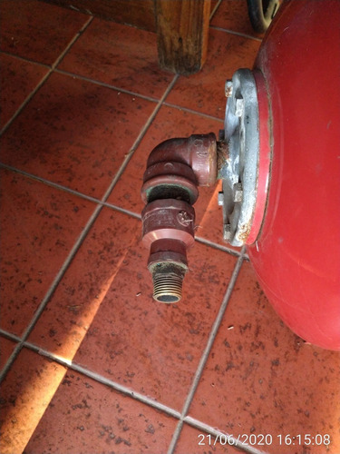 Tanque Hidroneumatico Varem Maxivarem Us 40l Horizontal