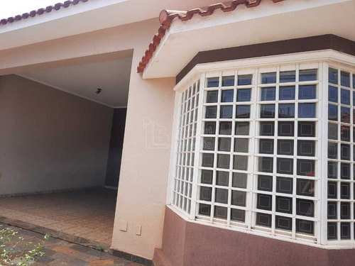 Imagem 3 de 6 de Casa À Venda Com 03 Quartos No Centro, Araraquara