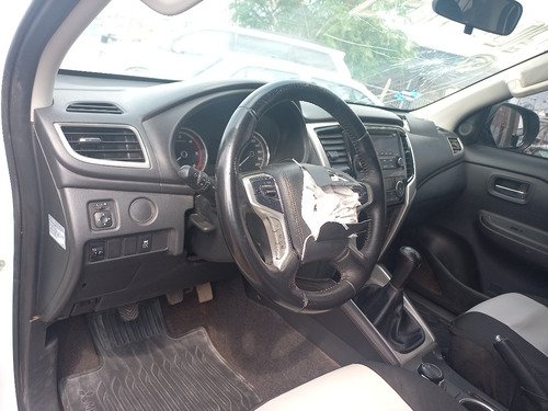 Desarmo Mitsubishi L200 4x4 Did Año 2022 Por Partes