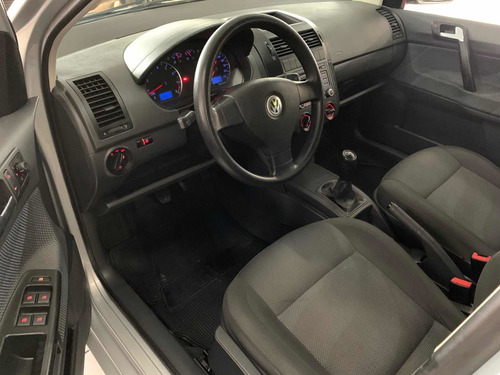 Volkswagen Polo 1.6 Total Flex 5p 2009