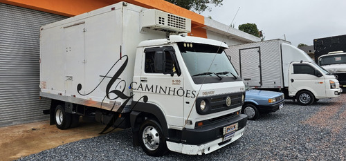 Vw 8150 2010 Bau Refrigerado