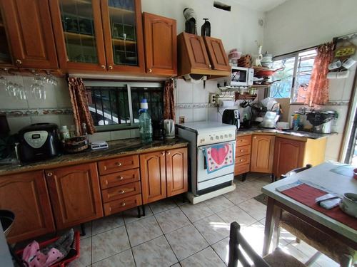 Imagen 4 de 12 de Venta De Casa 3 Dormitorios En Sayago