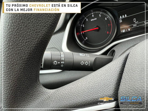 Imagen 11 de 19 de Chevrolet Onix Plus Lt2 2024 Gris Oscuro 0km