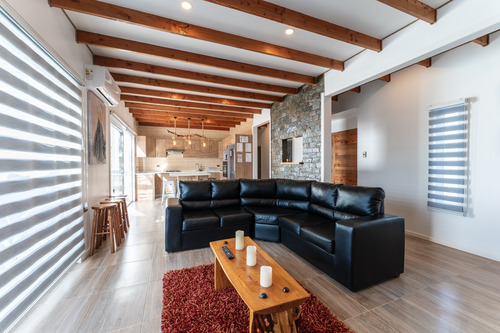 Parcela Con Increible Casa En Yumbel
