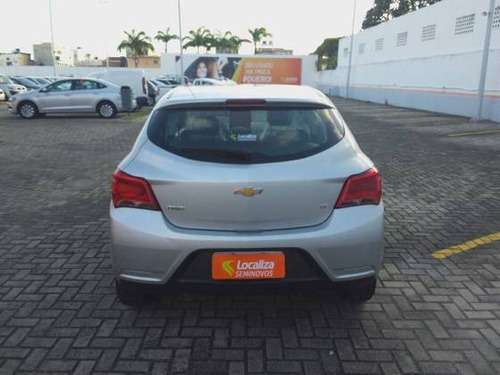 Chevrolet Onix 1.0 Mpfi Lt 8v Flex 4p Manual