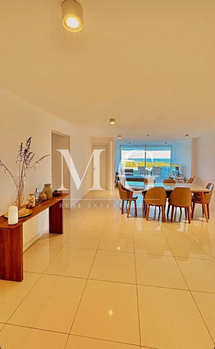 Imagen 4 de 16 de Alquiler Anual Apartamento 2 Dormitorios Con Vista Al Mar, Terraza Con Piscina Privada!