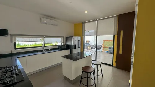 Casaden Venta En San Jose Tulipanes, Cholul