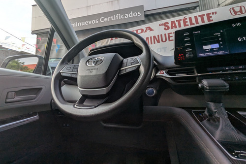 Toyota Sienna 2.5 Le Hev At