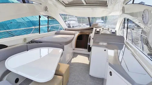 Crucero Klase A K42 Hard Top 2 Iveco 400hp | 2019 | 217 Hs