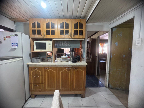 Vende Casa En La Comuna El Bosque Estacionamiento Para 3 Veh