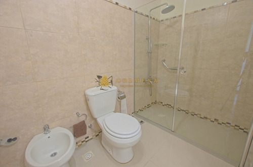 Apartamento En Venta - Pinares- Ref: 3878