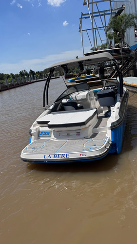 Klase A 235 Df (2020) - Mercruiser 250 Bravo 3 (186hs)