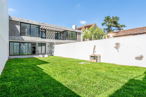 Unidad Tipo Casa - Suite - Jardín - Quincho - 2 Cocheras - Belgrano R