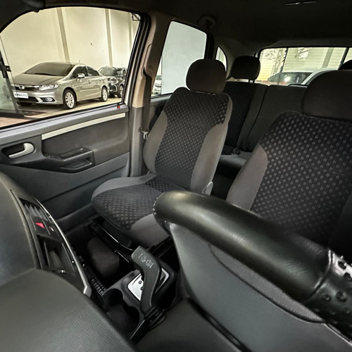 Chevrolet Meriva 1.8 MPFI PREMIUM 8V FLEX 4P AUTOMATIZADO