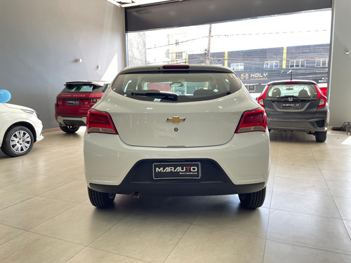Chevrolet Onix Onix 1.0 LT SPE/4