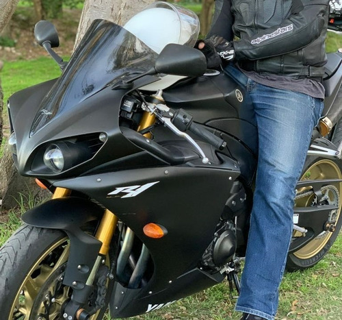 Imagen 2 de 2 de Yamaha R1 2010 - Urgente Tomo Auto -