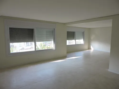 Casa Nova No Alto Da Colina Com 600m2 Em Terreno De 1000m2