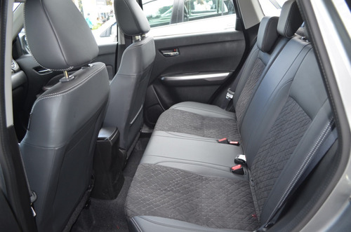 Imagen 11 de 24 de Camioneta Suzuki Vitara 4x4 Fs