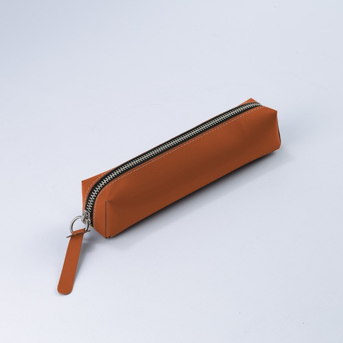 Cartuchera Urban Small 3d Elegante Cuero Reciclado Color Mattone