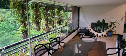 Townhouse En Alquiler, Urb. Lomas De La Trinidad