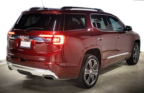 GMC Acadia 3.7 Denali At