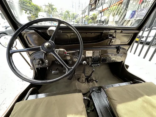 Jeep Willys 4.0l
