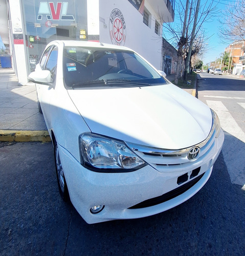 Toyota Etios 1.5 Xls