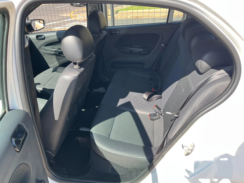 Volkswagen Gol 1.0 12V MPI TOTALFLEX 4P MANUAL