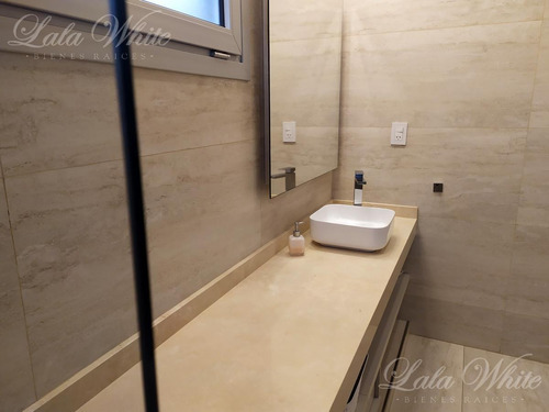 Imagen 23 de 25 de Reservada - Venta - Casa En La Providencia