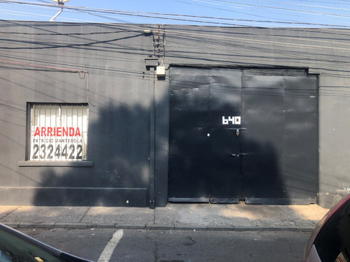Bodega Próximo Metro Eistein