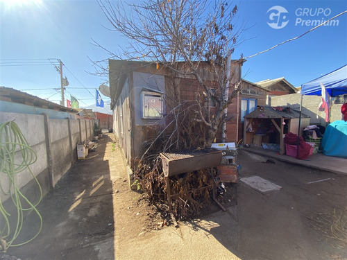 Casa En Venta De 2 Dorm. En La Higuera