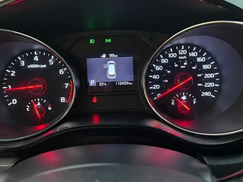 Kia Sedona 3.3 V6 EX Pack Piel 7 Pasajeros At