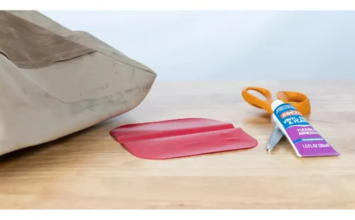 Tubo Adhesivo Para Reparar Vinilos Y Plasticos