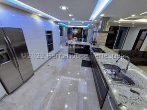 Imagen 27 de 30 de #22-23728 Elegante Casa En Alto Hatillo