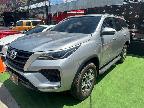 Toyota Fortuner Sr 2.4 At Diesel Modelo 2022