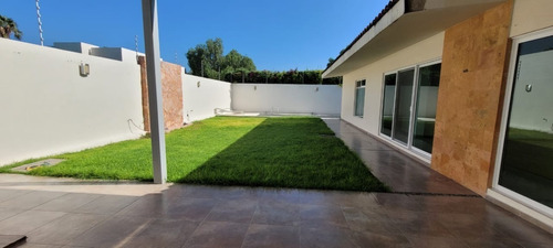 Casa En  Venta Villas Del Meson