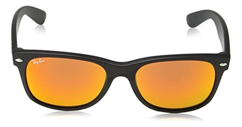 Anteojos de sol Ray-Ban New Wayfarer Flash Standard con marco de nailon color matte black, lente orange flash, varilla matte black de nailon - RB2132