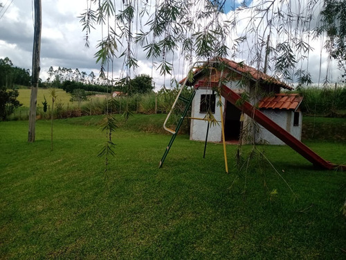 Imagem 29 de 30 de Chacara 4920m2 Chalé 3 Dorms 1 Suíte,sala,cozinha,banheiro,churrasqueira,fogão De Lenha,agua E Energia - Ch00046 - 69288611