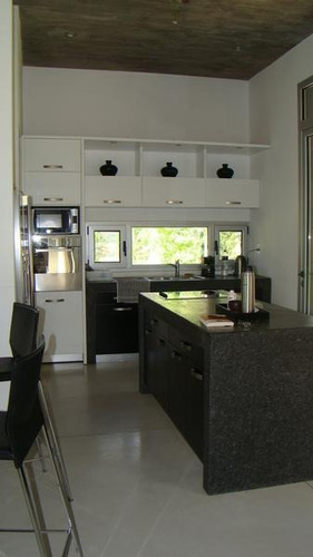 Imagen 5 de 16 de Casa Marron B