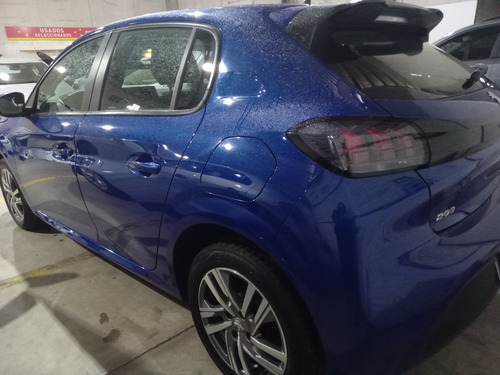 Peugeot 208 1.6 Feline Tiptronic