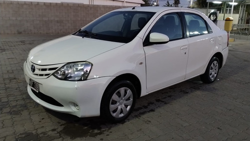Toyota Etios 1.5 Sedan Xs